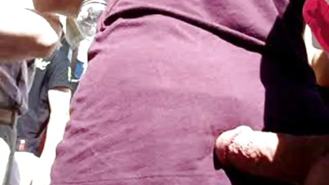 XXX بدون ثبت نام کایل بود مالش سگ خود را و شیر فیلم سوپر خارجی الکسیس مادر