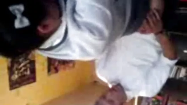 XXX بدون ثبت نام اتومبیل, فیلم سوپر زنان خارجی روبان